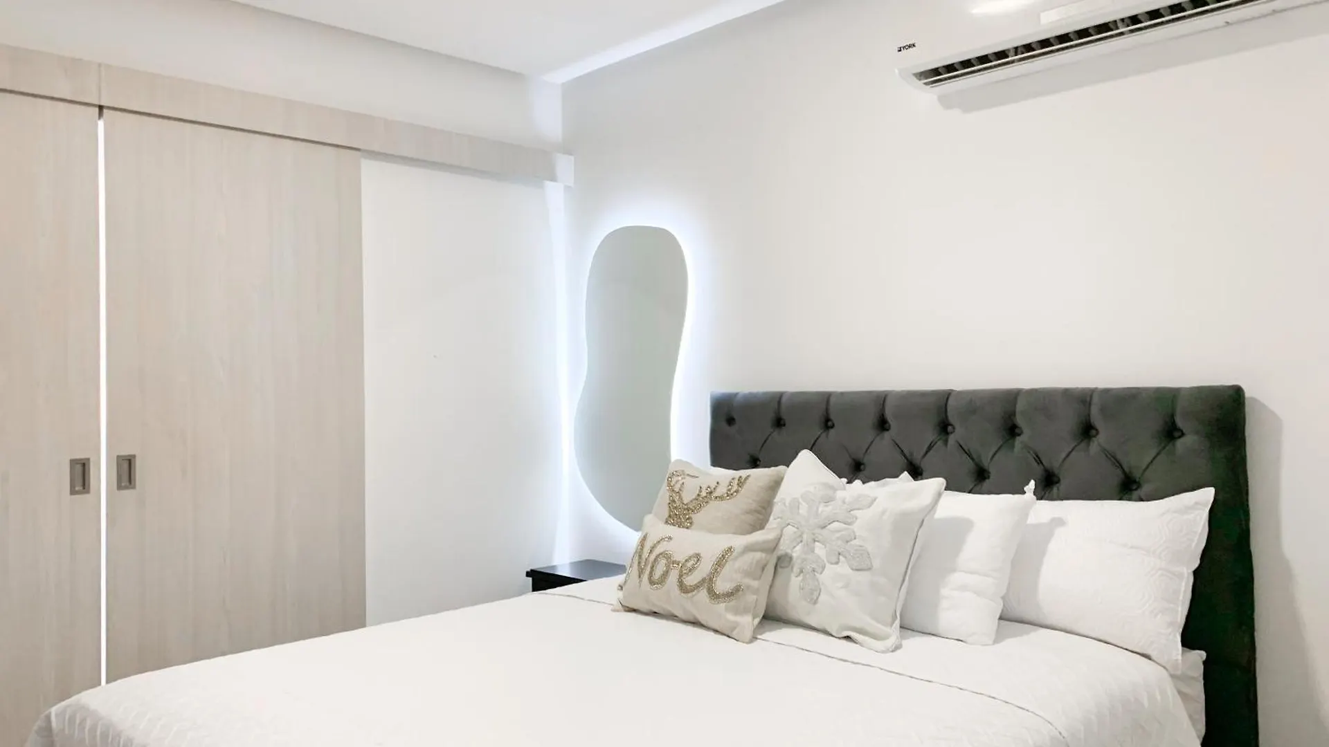 Suite Premium Mall Del Sol Con Planta Electrica Guayaquil Lejlighed