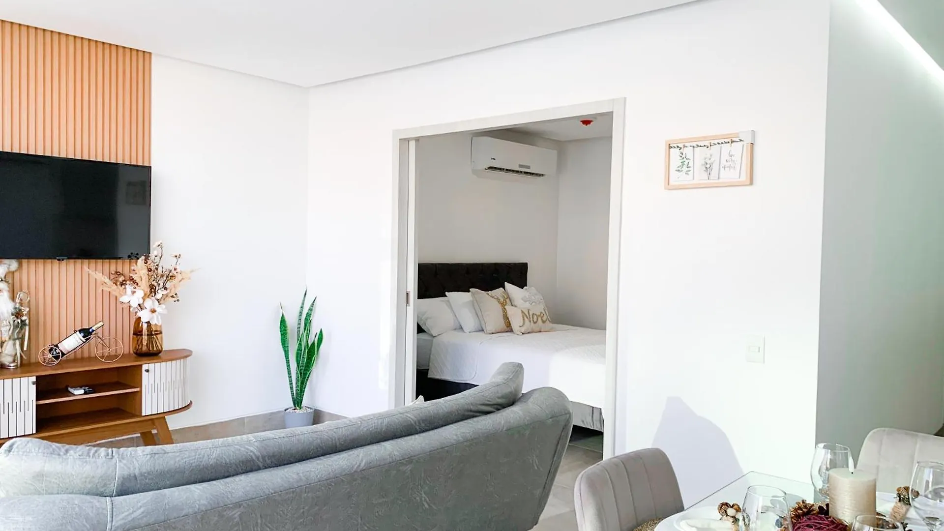 Suite Premium Mall Del Sol Con Planta Electrica Guayaquil 0*,  Equador